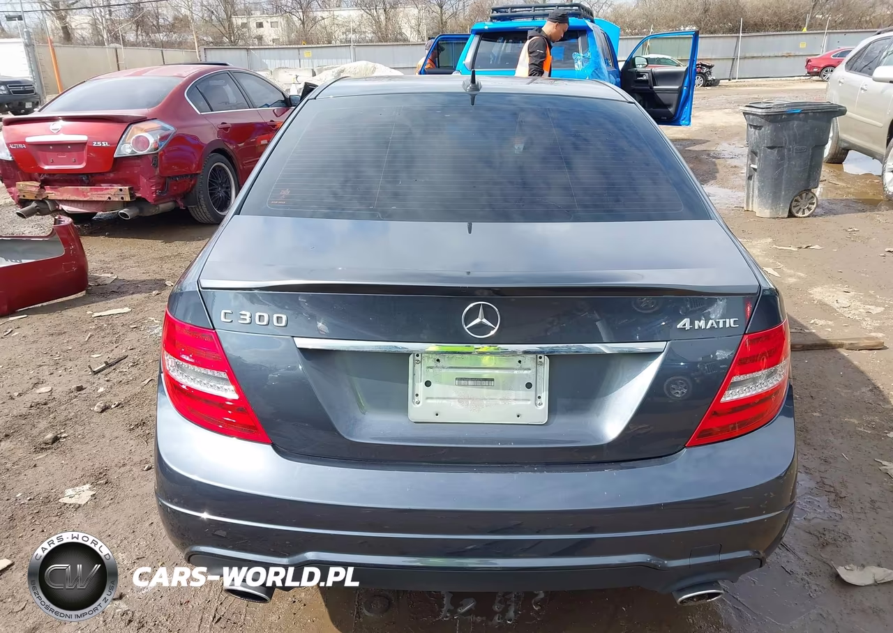 2014 Mercedes-Benz C 300 Sport 4Matic VIN:WDDGF8AB5EA959378 - 16