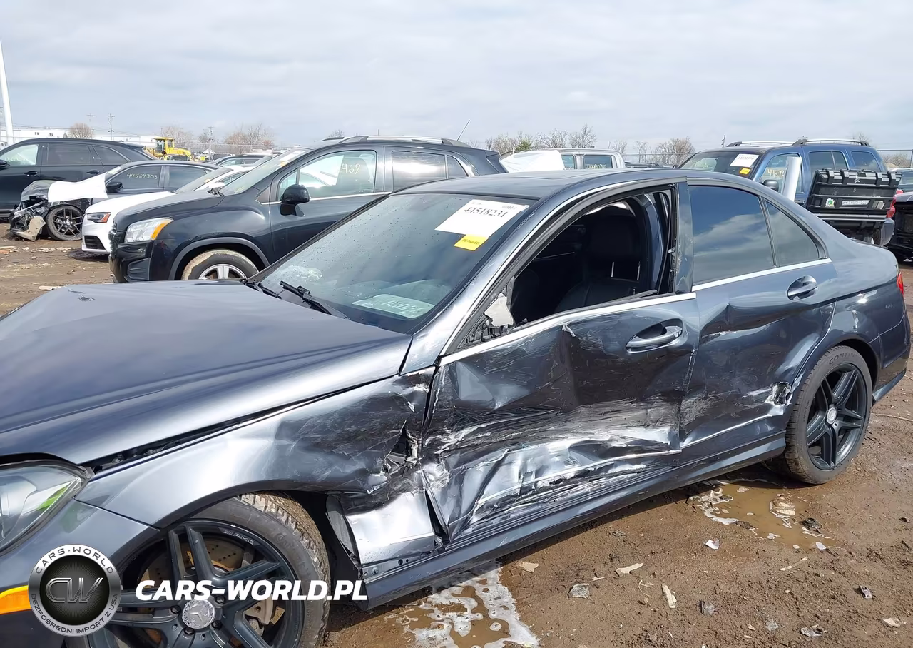2014 Mercedes-Benz C 300 Sport 4Matic VIN:WDDGF8AB5EA959378 - 6