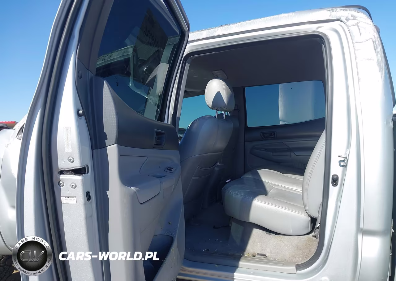 2005 Toyota Tacoma Prerunner V6 VIN:5TEJU62N85Z042279 - 8