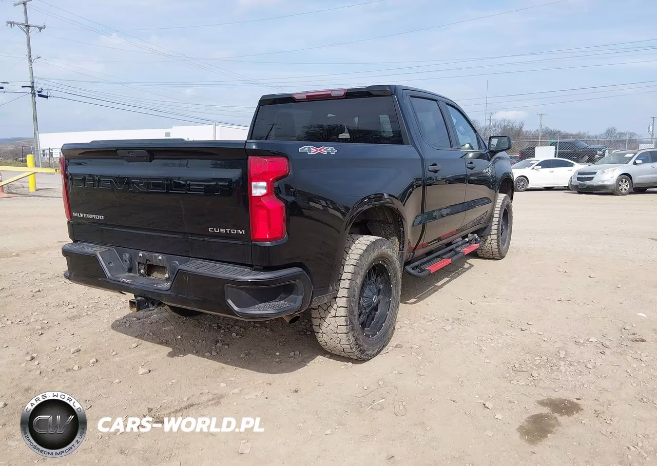 2021 Chevrolet Silverado 1500 VIN:3GCPYBEKXMG376428 - 4