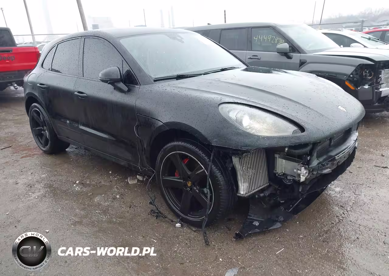 2015 Porsche Macan Turbo