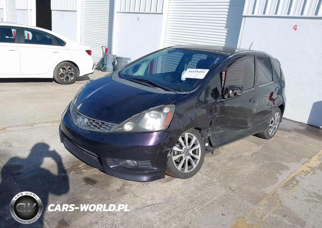 2013 Honda Fit Sport VIN:JHMGE8H59DC059095 - 2