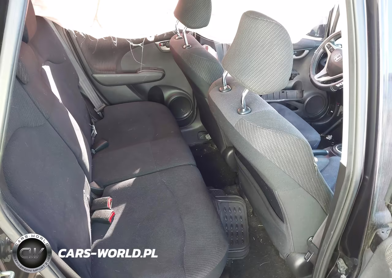 2013 Honda Fit Sport VIN:JHMGE8H59DC059095 - 8