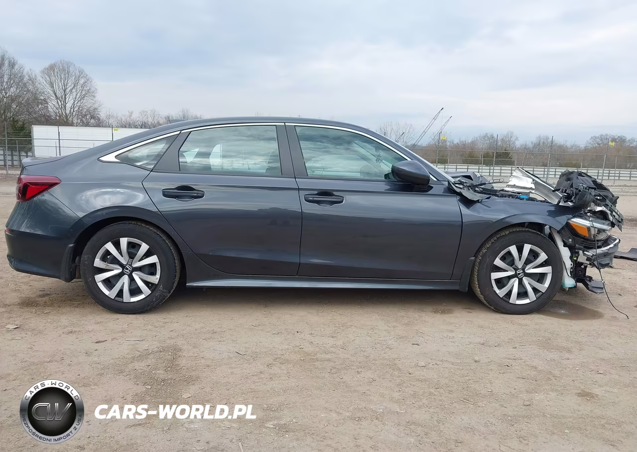 2025 Honda Civic Lx VIN:2HGFE2F2XSH539015 - 13