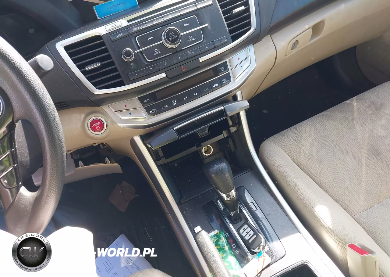 2015 Honda Accord Hybrid VIN:1HGCR6F39FA004673 - 11