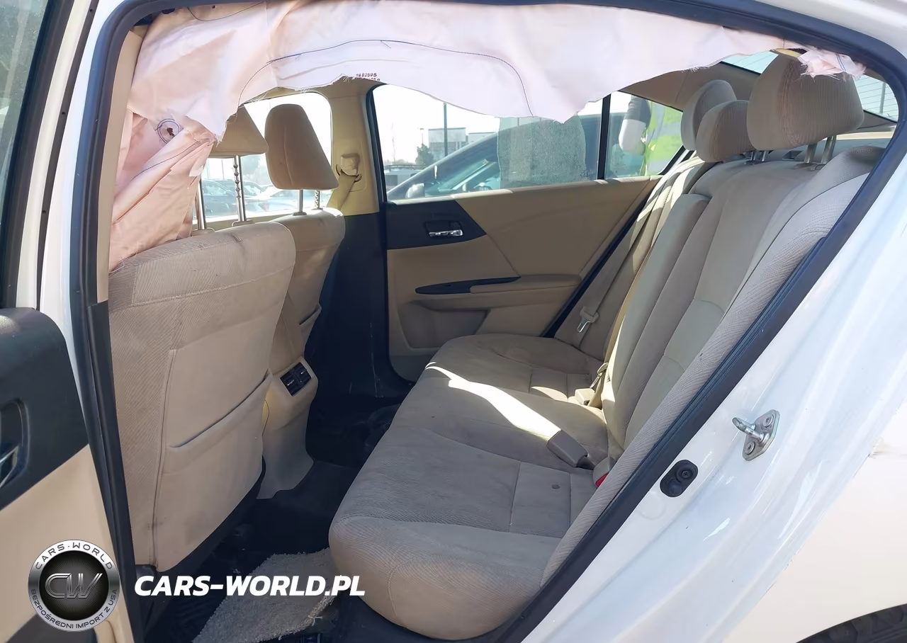 2015 Honda Accord Hybrid VIN:1HGCR6F39FA004673 - 8