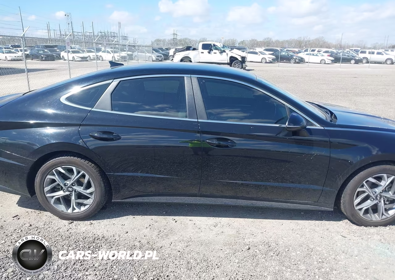 2023 Hyundai Sonata Sel VIN:KMHL64JA8PA268143 - 13