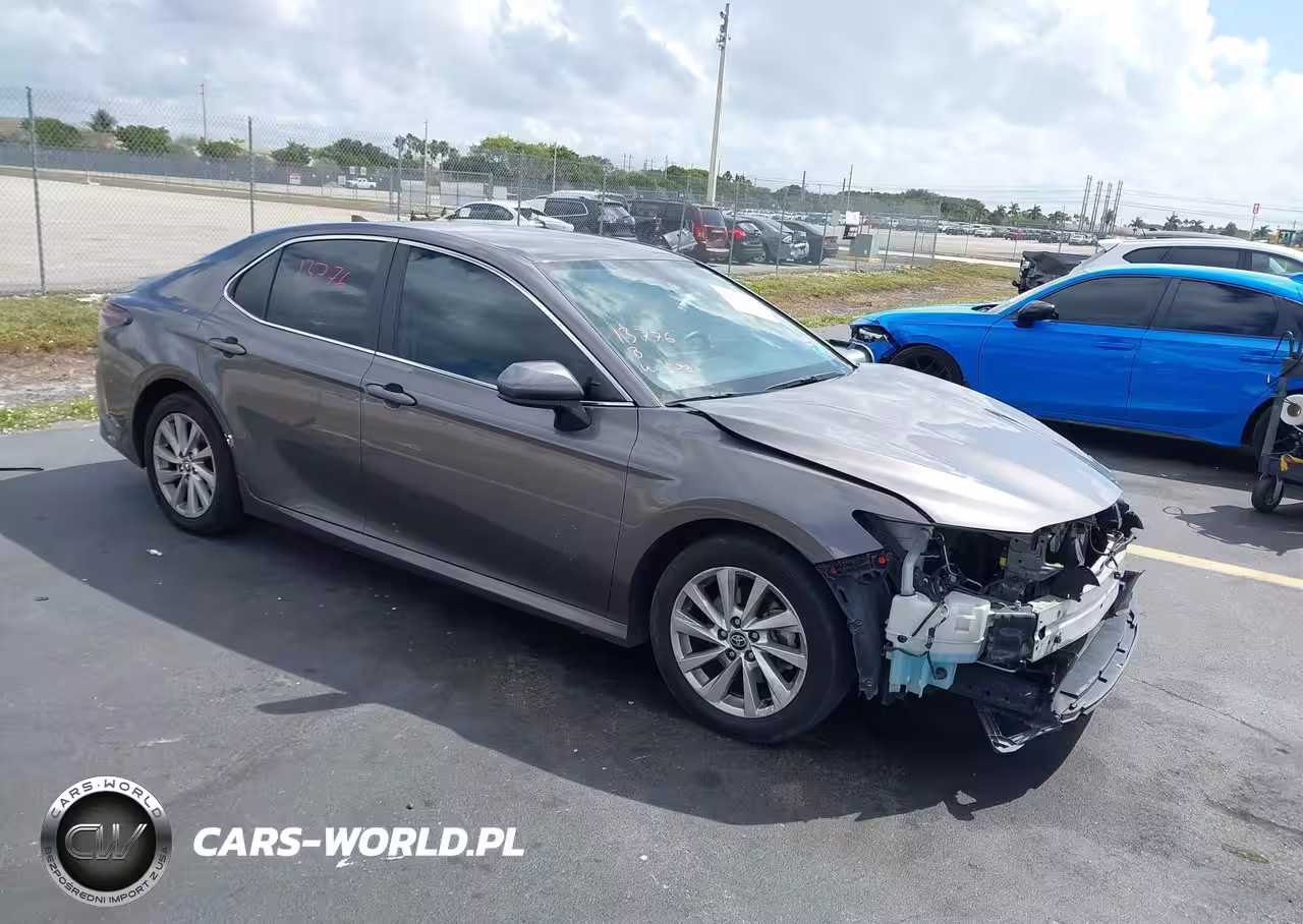 2024 Toyota Camry Le