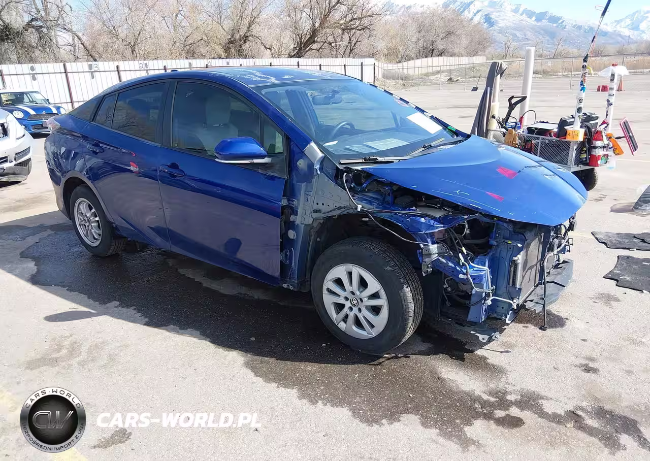 2016 Toyota Prius Two