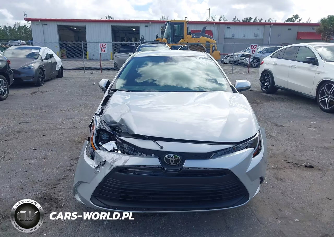 2025 Toyota Corolla Le VIN:5YFB4MDE6SP311158 - 12