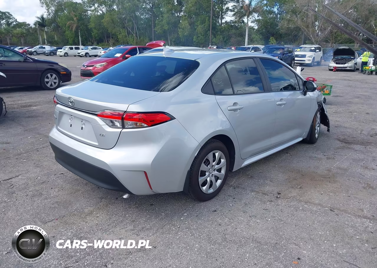 2025 Toyota Corolla Le VIN:5YFB4MDE6SP311158 - 4