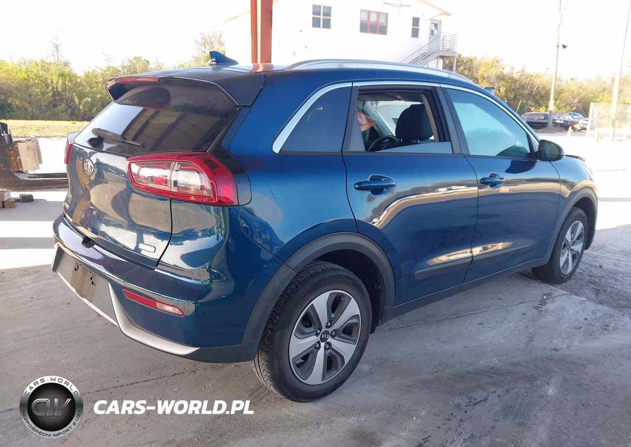 2018 Kia Niro Lx VIN:KNDCB3LCXJ5210043 - 4