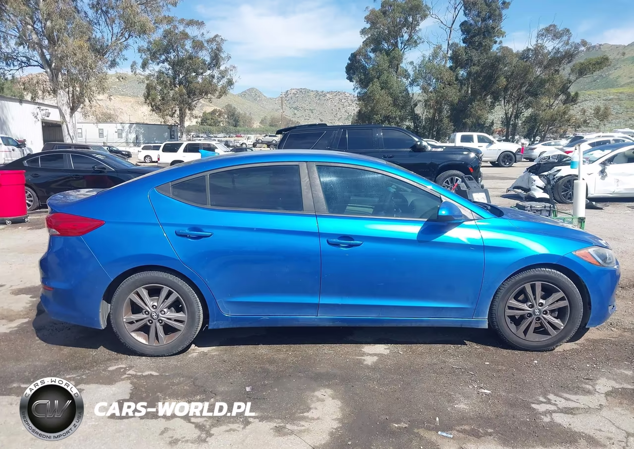 2017 Hyundai Elantra Se VIN:5NPD84LF8HH121990 - 13
