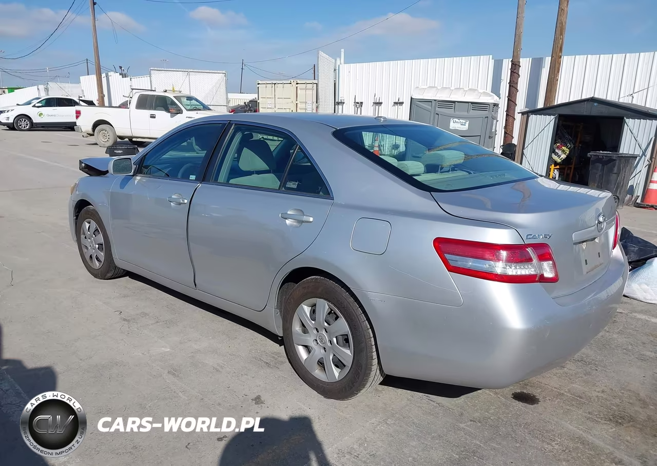 2010 Toyota Camry Le VIN:4T4BF3EK1AR024273 - 3