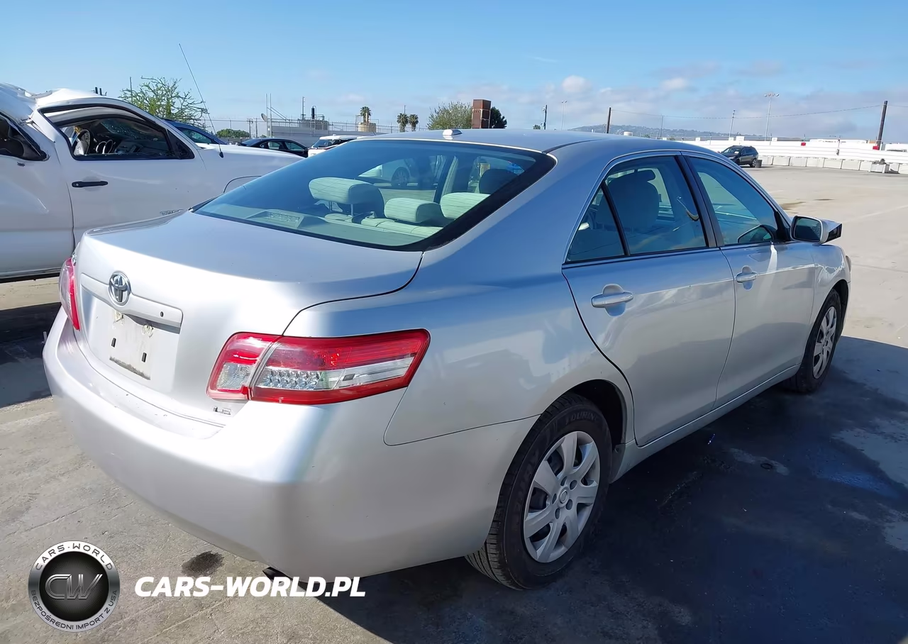 2010 Toyota Camry Le VIN:4T4BF3EK1AR024273 - 4