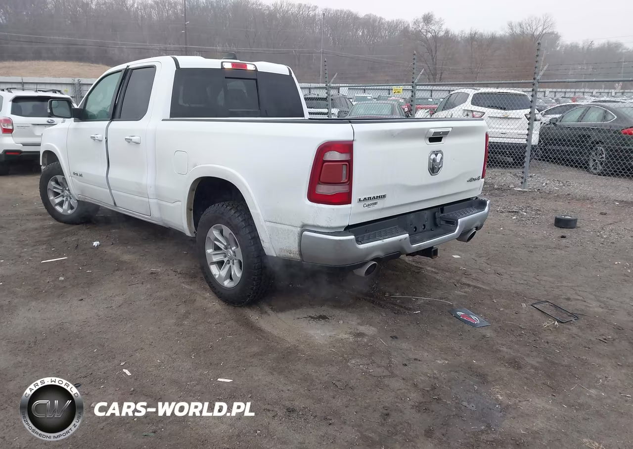 2020 Ram 1500 Laramie 4X4 6'4 Box VIN:1C6SRFDT1LN227492 - 3