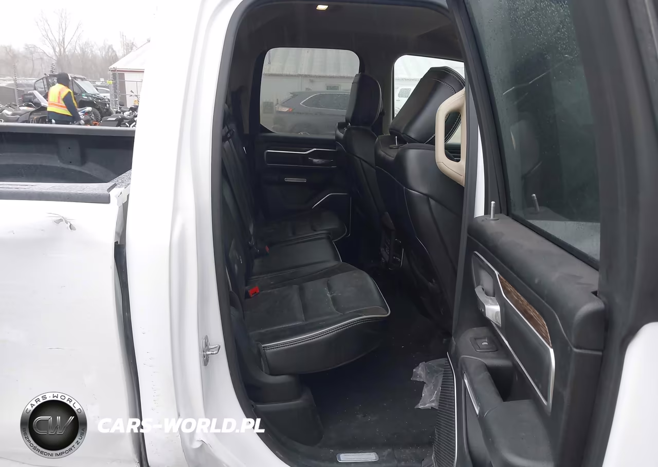 2020 Ram 1500 Laramie 4X4 6'4 Box VIN:1C6SRFDT1LN227492 - 8