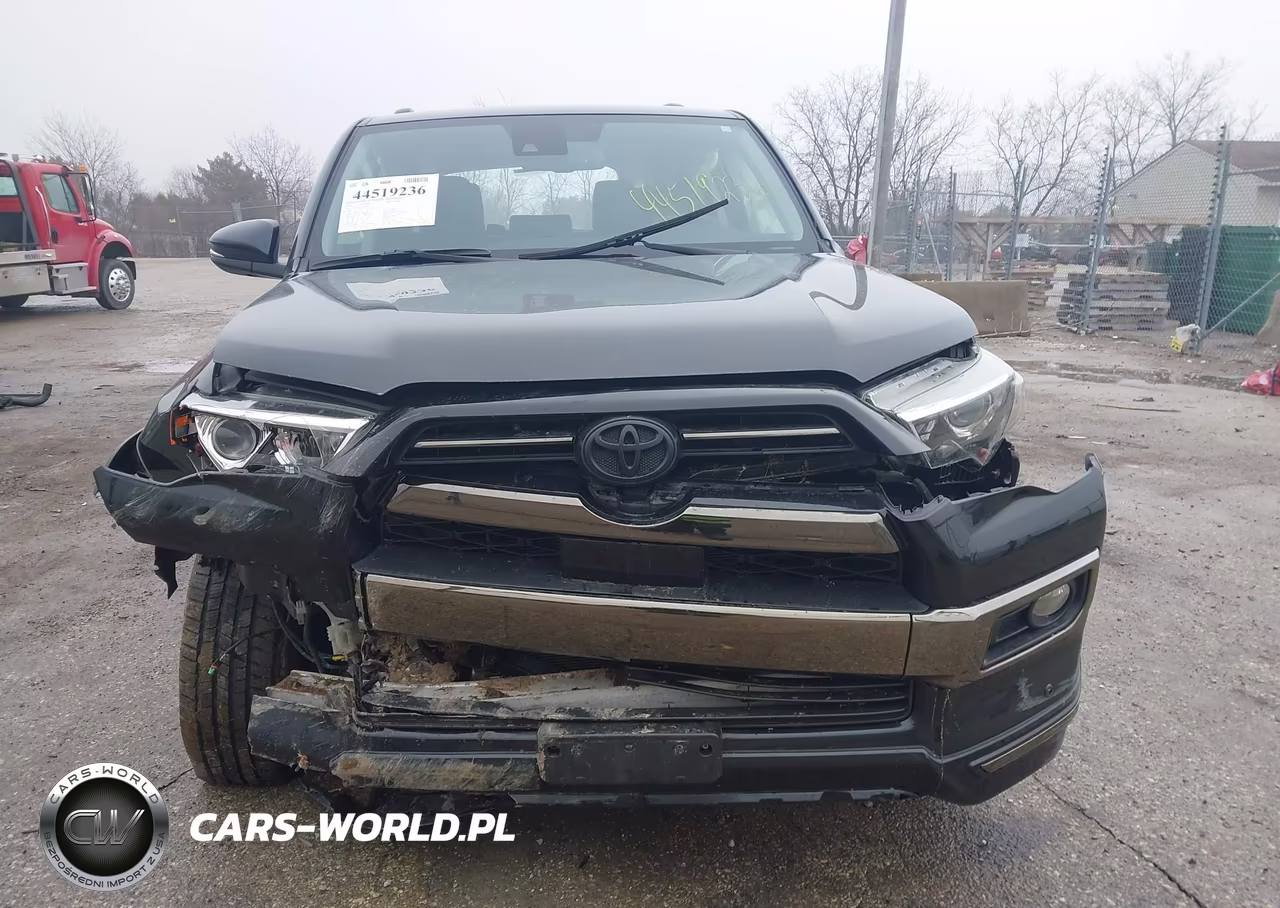 2020 Toyota 4Runner Nightshade Special Edition VIN:JTEBU5JRXL5740679 - 12