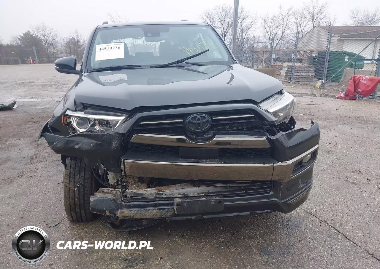 2020 Toyota 4Runner Nightshade Special Edition VIN:JTEBU5JRXL5740679 - 6