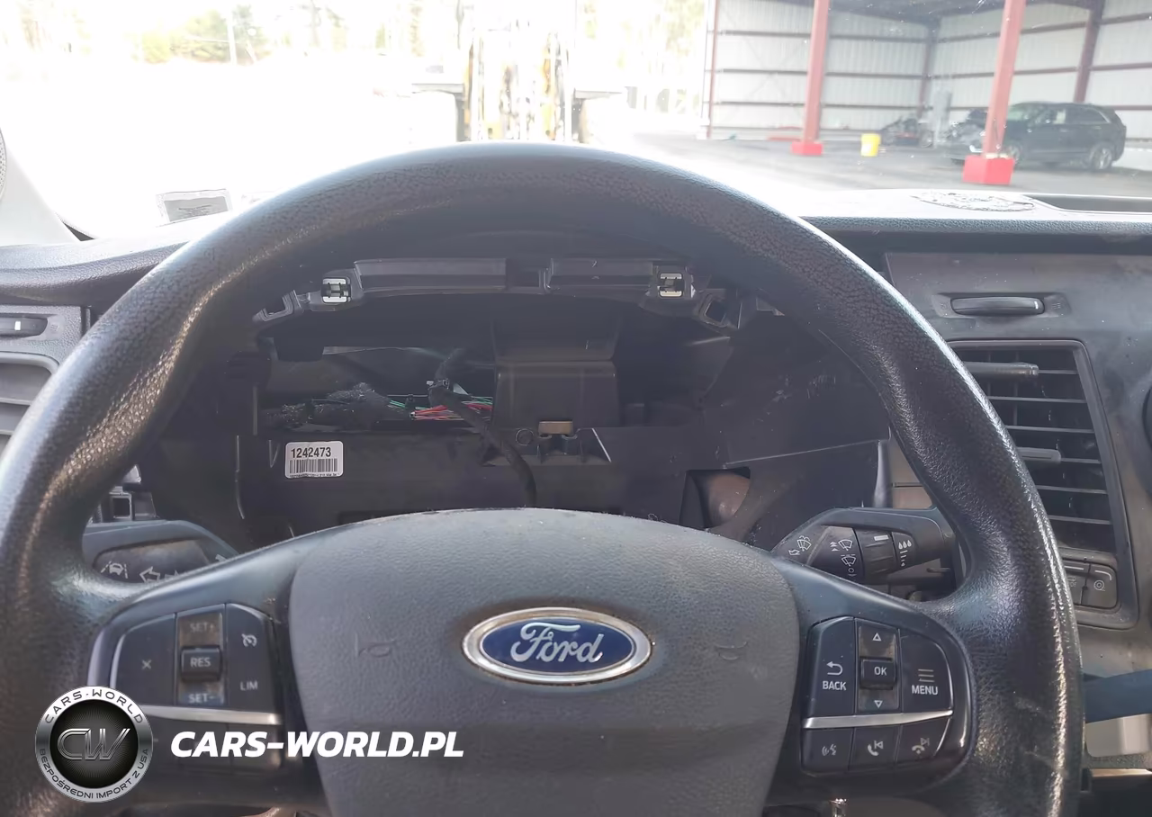 2023 Ford Transit-250 VIN:1FTBR1CG4PKA99661 - 6