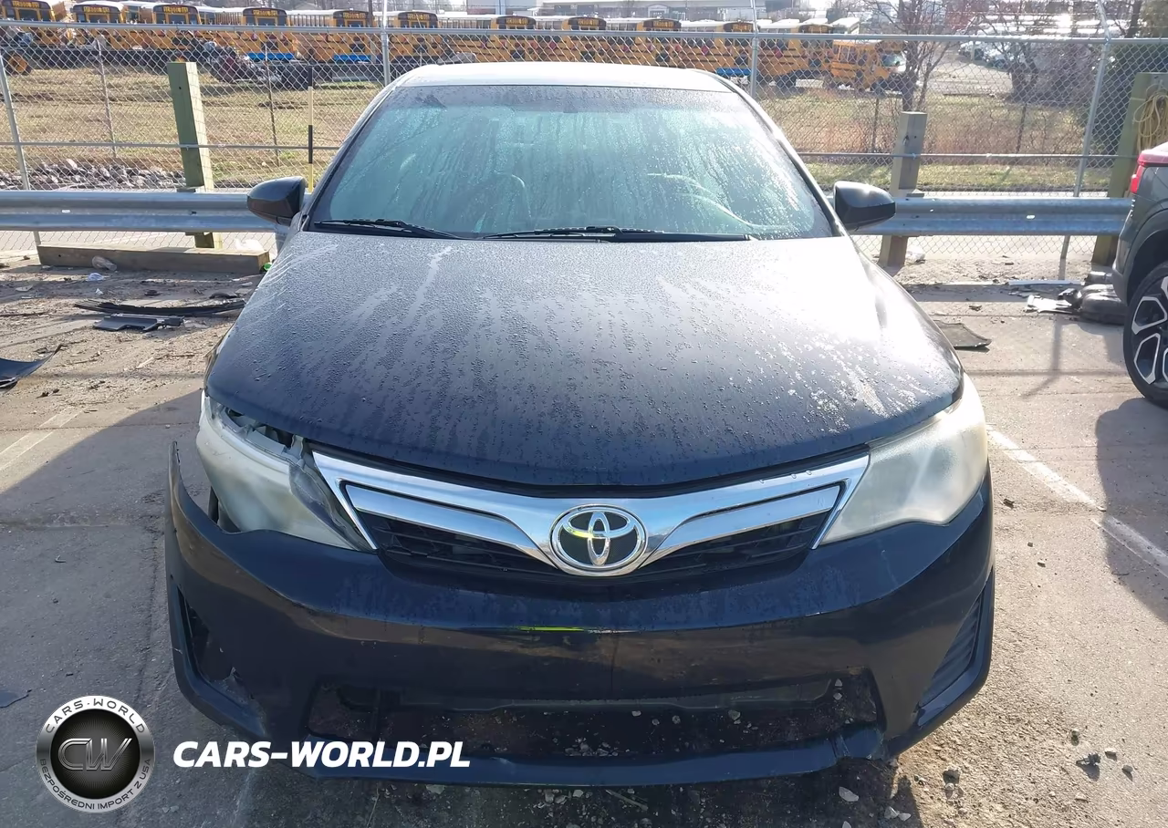 2014 Toyota Camry Le VIN:4T4BF1FK2ER337471 - 13