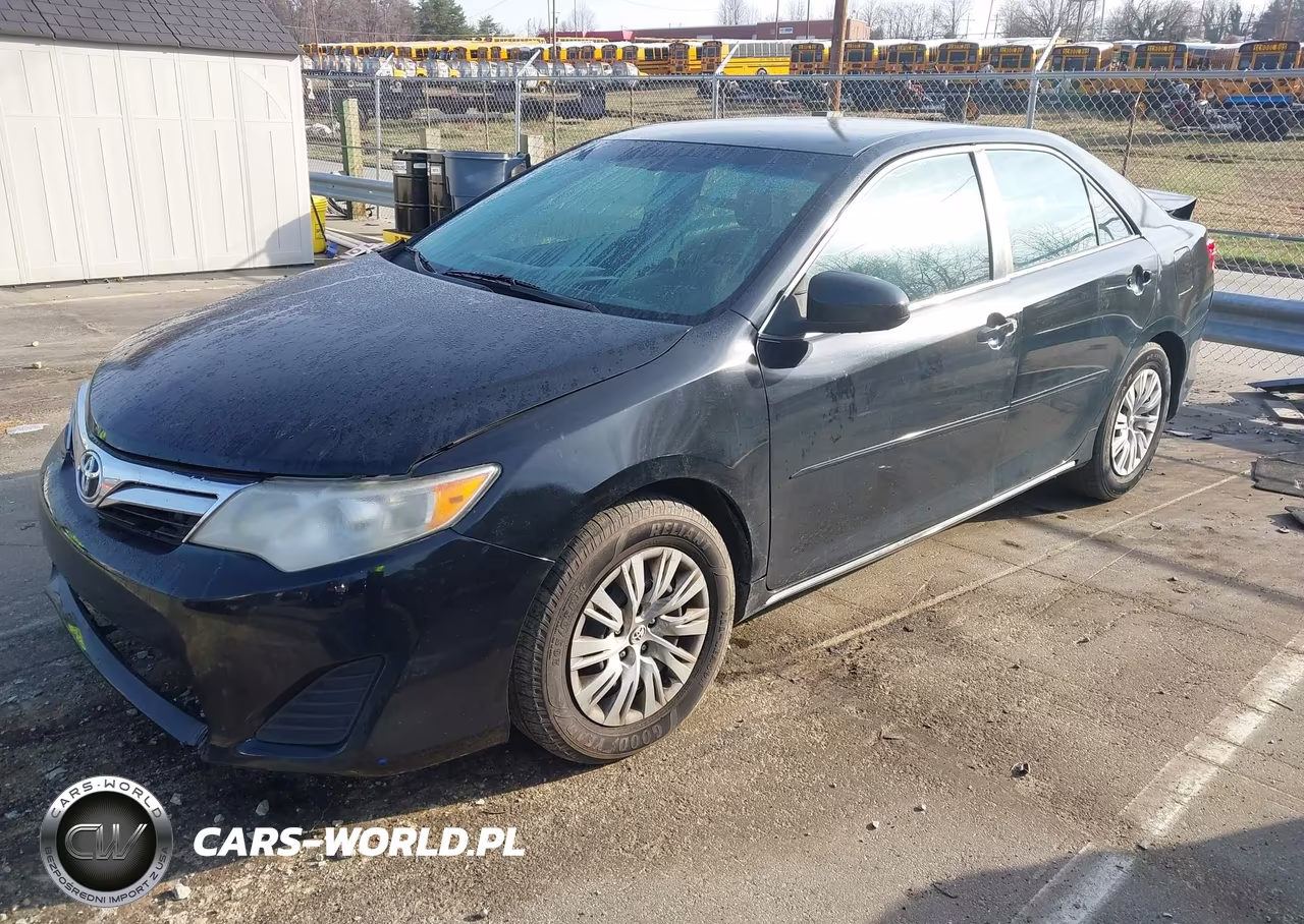 2014 Toyota Camry Le VIN:4T4BF1FK2ER337471 - 2
