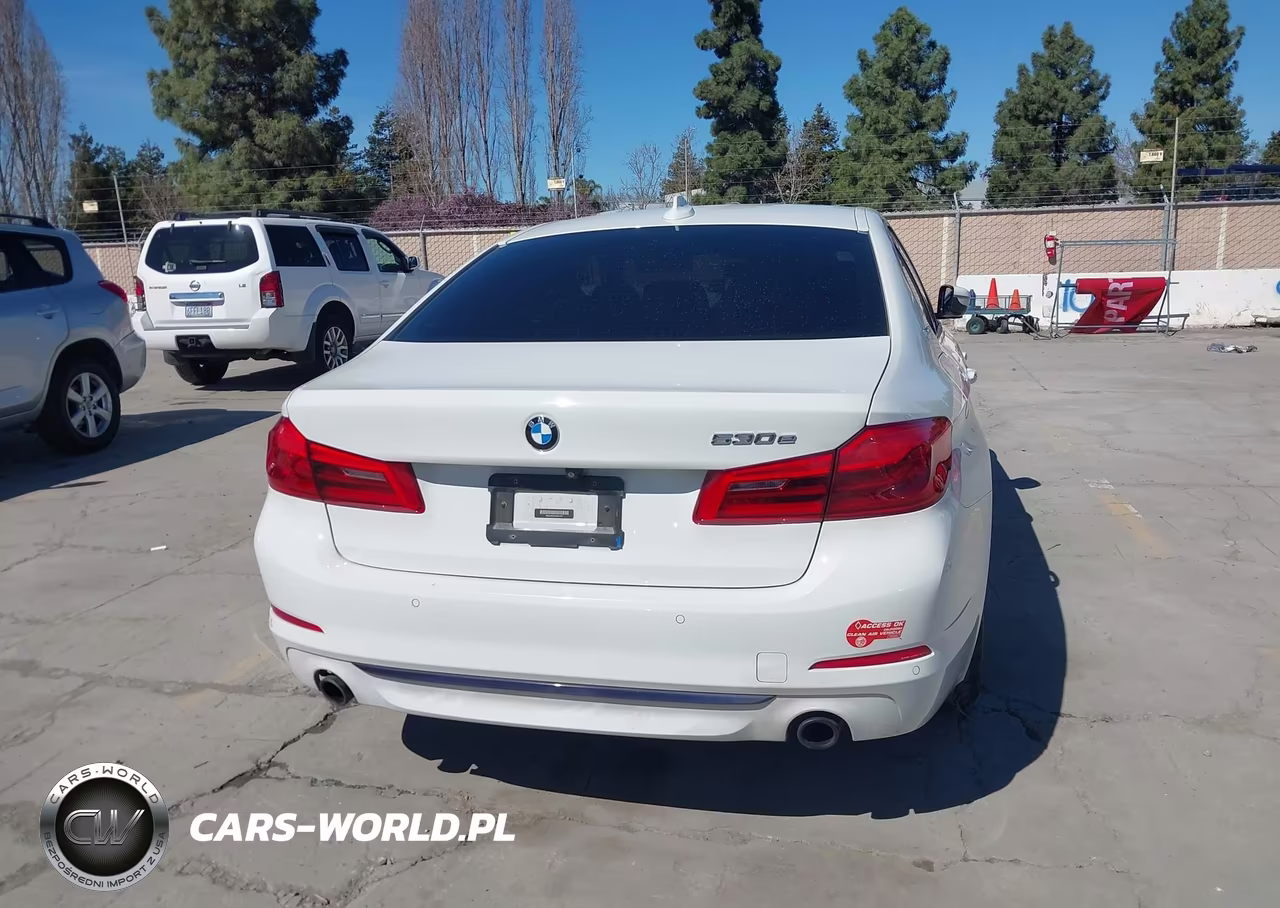 2018 BMW 530E Iperformance VIN:WBAJA9C56JB251301 - 16