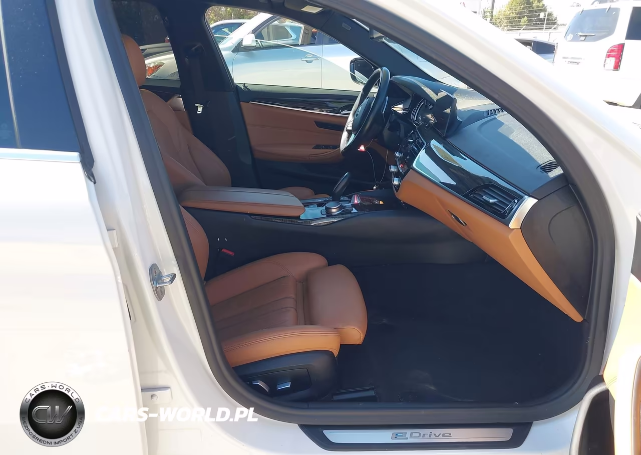 2018 BMW 530E Iperformance VIN:WBAJA9C56JB251301 - 5