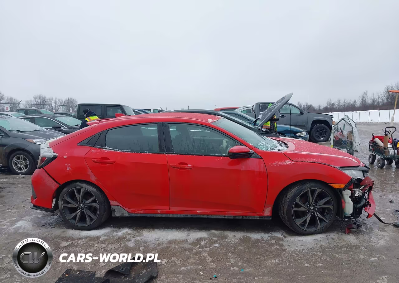 2018 Honda Civic Sport VIN:SHHFK7H46JU421937 - 13