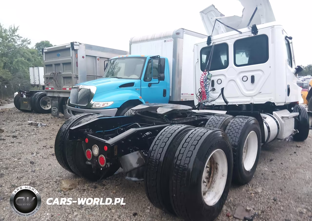 2021 Freightliner New Cascadia 126 VIN:3AKJHLDVXMSNB0471 - 4