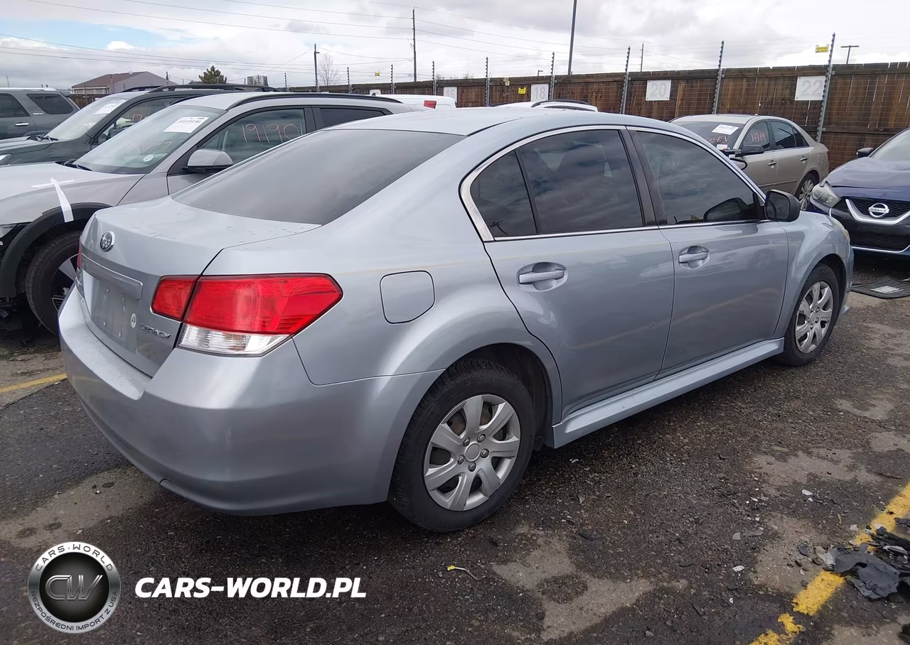 2014 Subaru Legacy 2.5I VIN:4S3BMCA6XE3028508 - 4