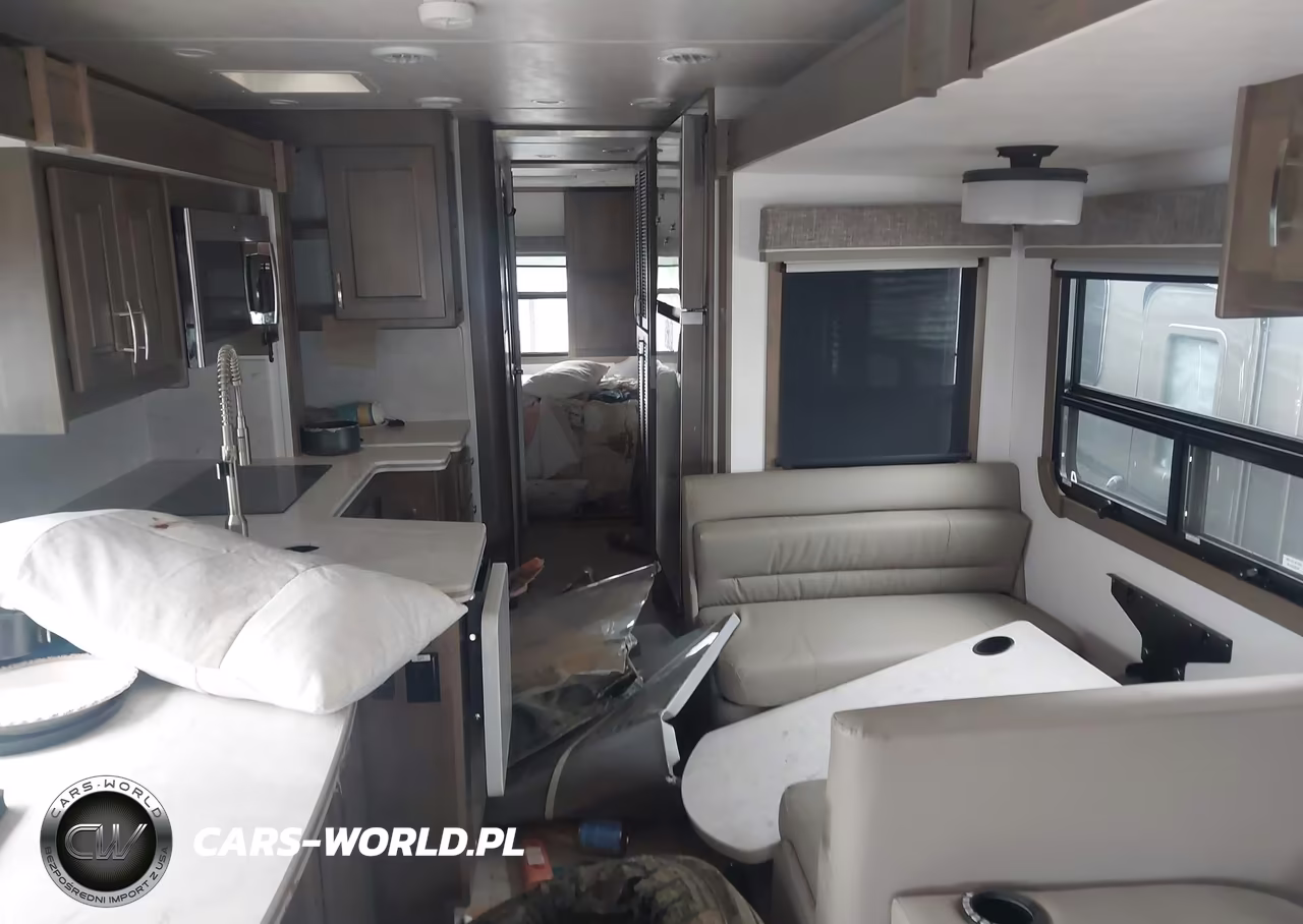 2024 Freightliner M2 106 VIN:1FVACXFE3RHVG5638 - 6