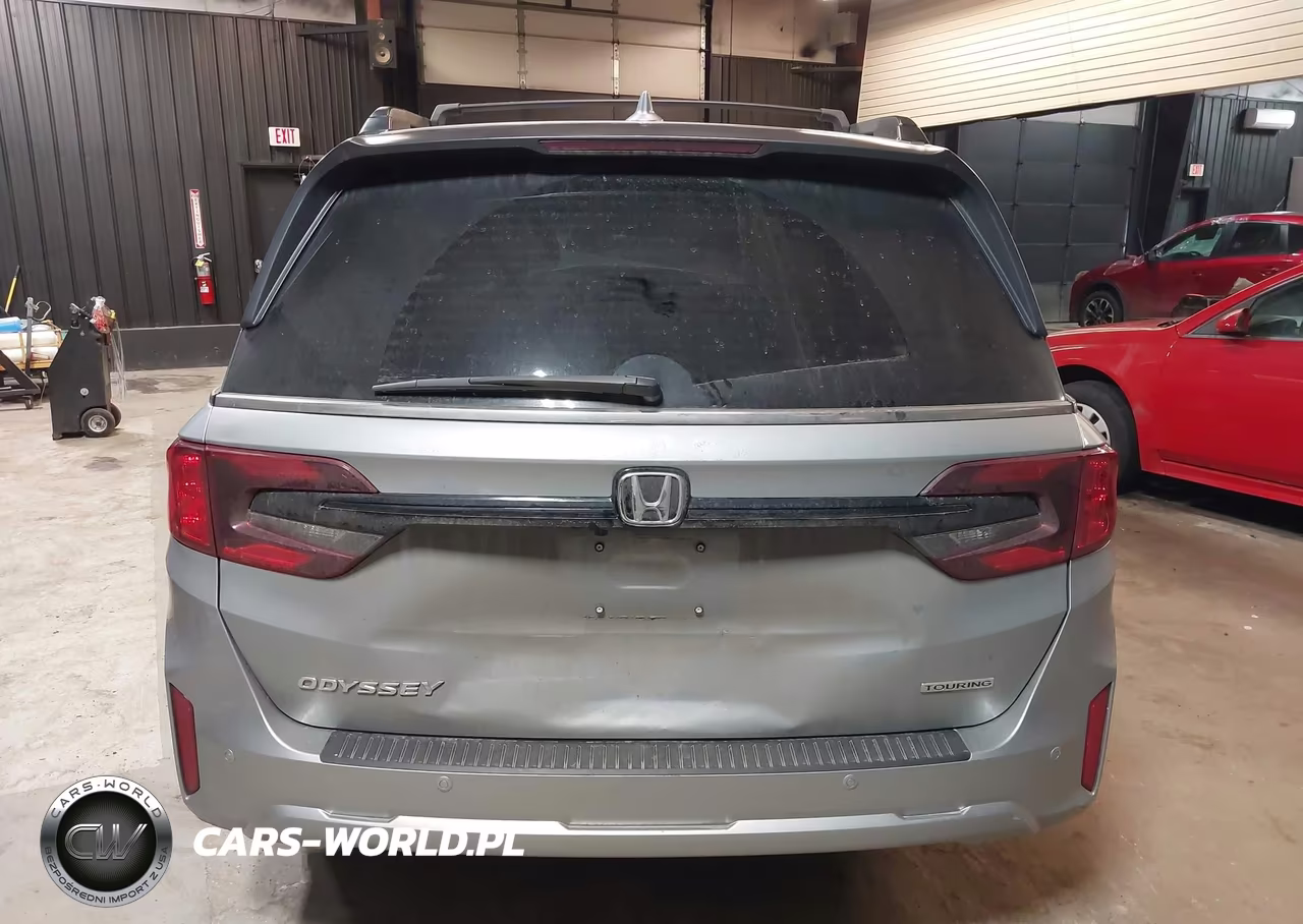 2025 Honda Odyssey Touring VIN:5FNRL6H80SB002900 - 16