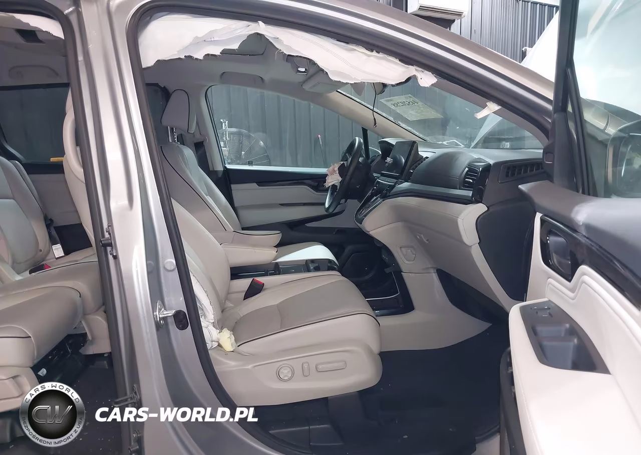 2025 Honda Odyssey Touring VIN:5FNRL6H80SB002900 - 5