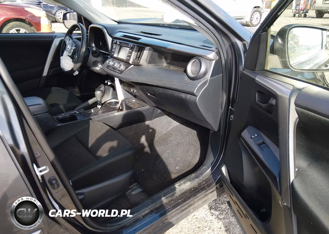 2018 Toyota Rav4 Le VIN:JTMBFREV0JJ217883 - 5