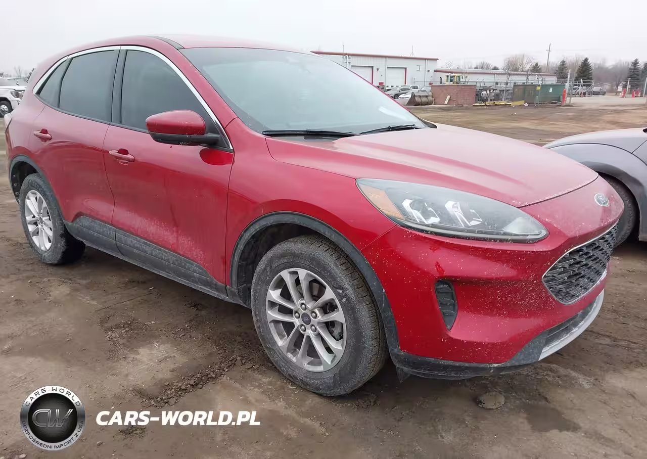 2020 Ford Escape Se