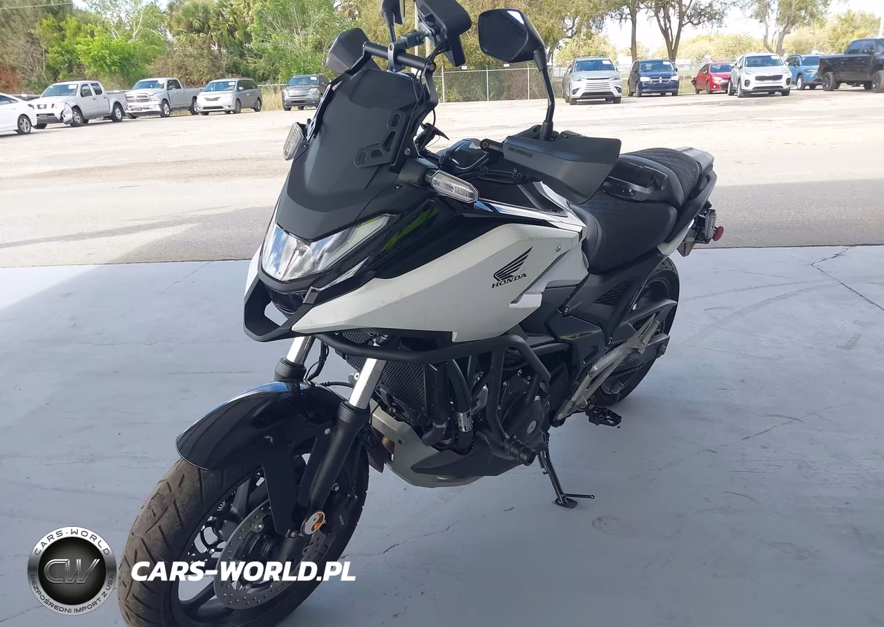 2025 Honda Nc750 Xd VIN:JH2RH2317SK000303 - 2