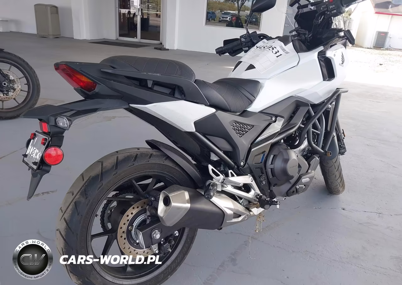 2025 Honda Nc750 Xd VIN:JH2RH2317SK000303 - 4