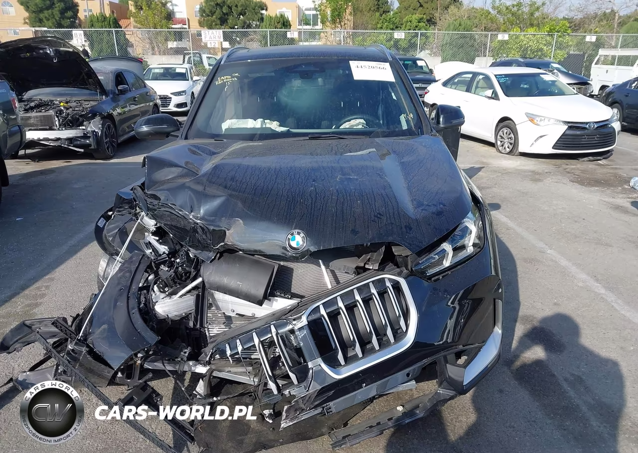 2025 BMW X1 xDrive28I VIN:WBX73EF0XS5044929 - 12
