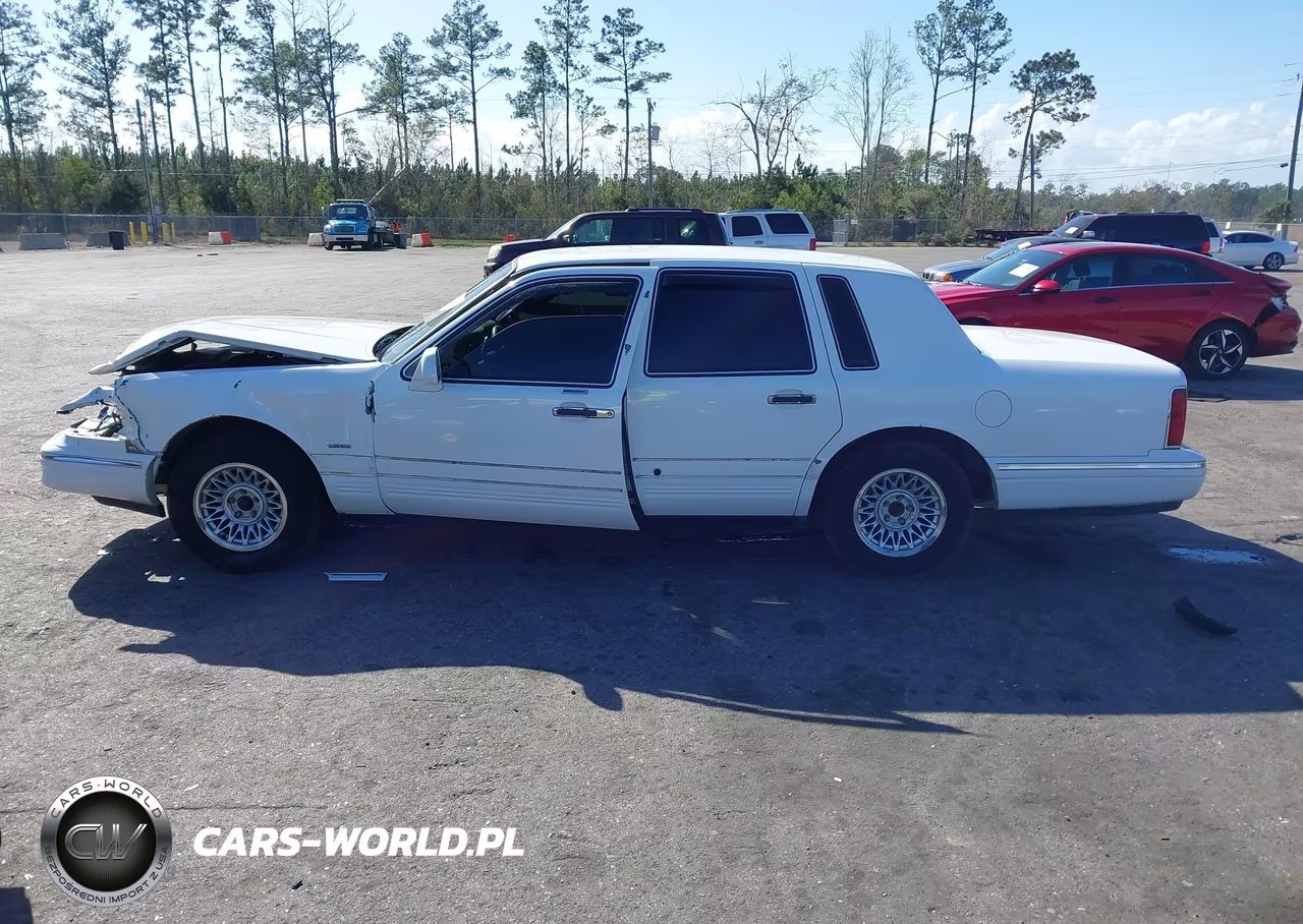 1996 Lincoln Town Car Executive VIN:1LNLM81W7TY726393 - 14