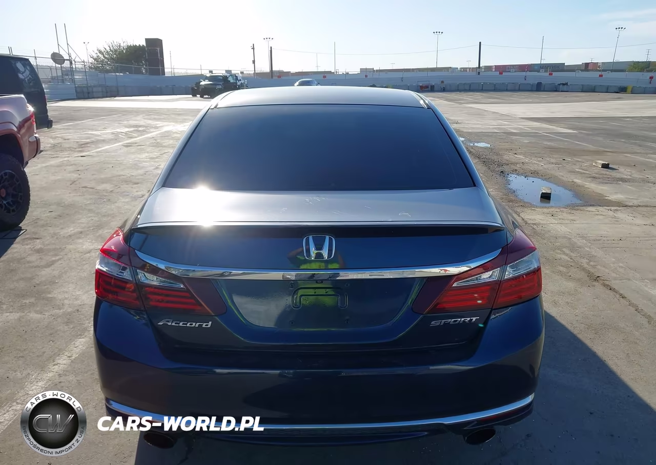 2017 Honda Accord Sport VIN:1HGCR2F58HA012213 - 16