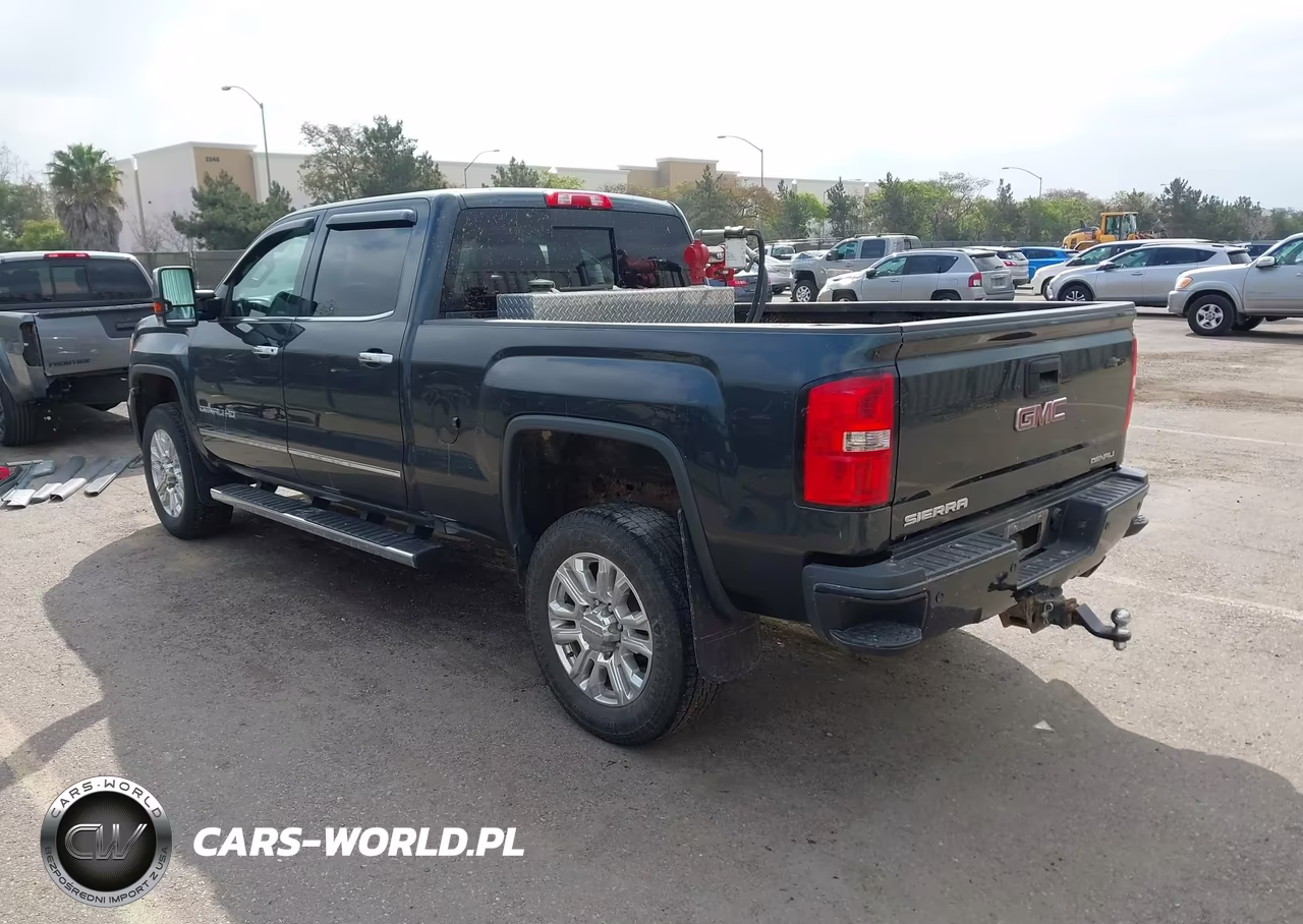 2017 GMC Sierra 2500Hd Denali VIN:1GT12UEG9HF118276 - 3