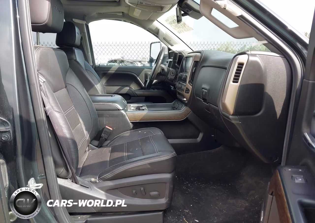 2017 GMC Sierra 2500Hd Denali VIN:1GT12UEG9HF118276 - 5