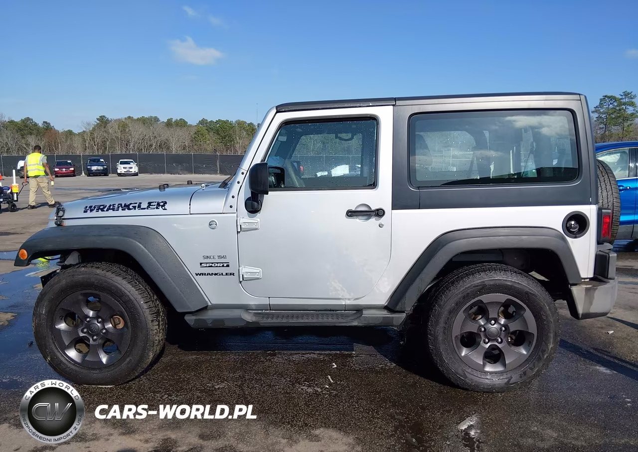2011 Jeep Wrangler Sport VIN:1J4AA2D18BL594896 - 14