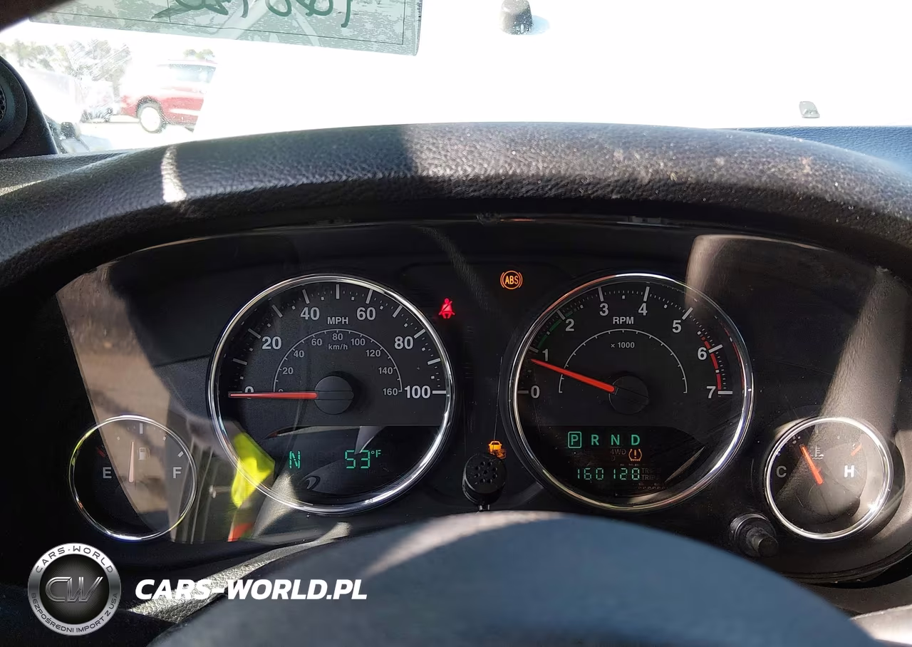 2011 Jeep Wrangler Sport VIN:1J4AA2D18BL594896 - 7