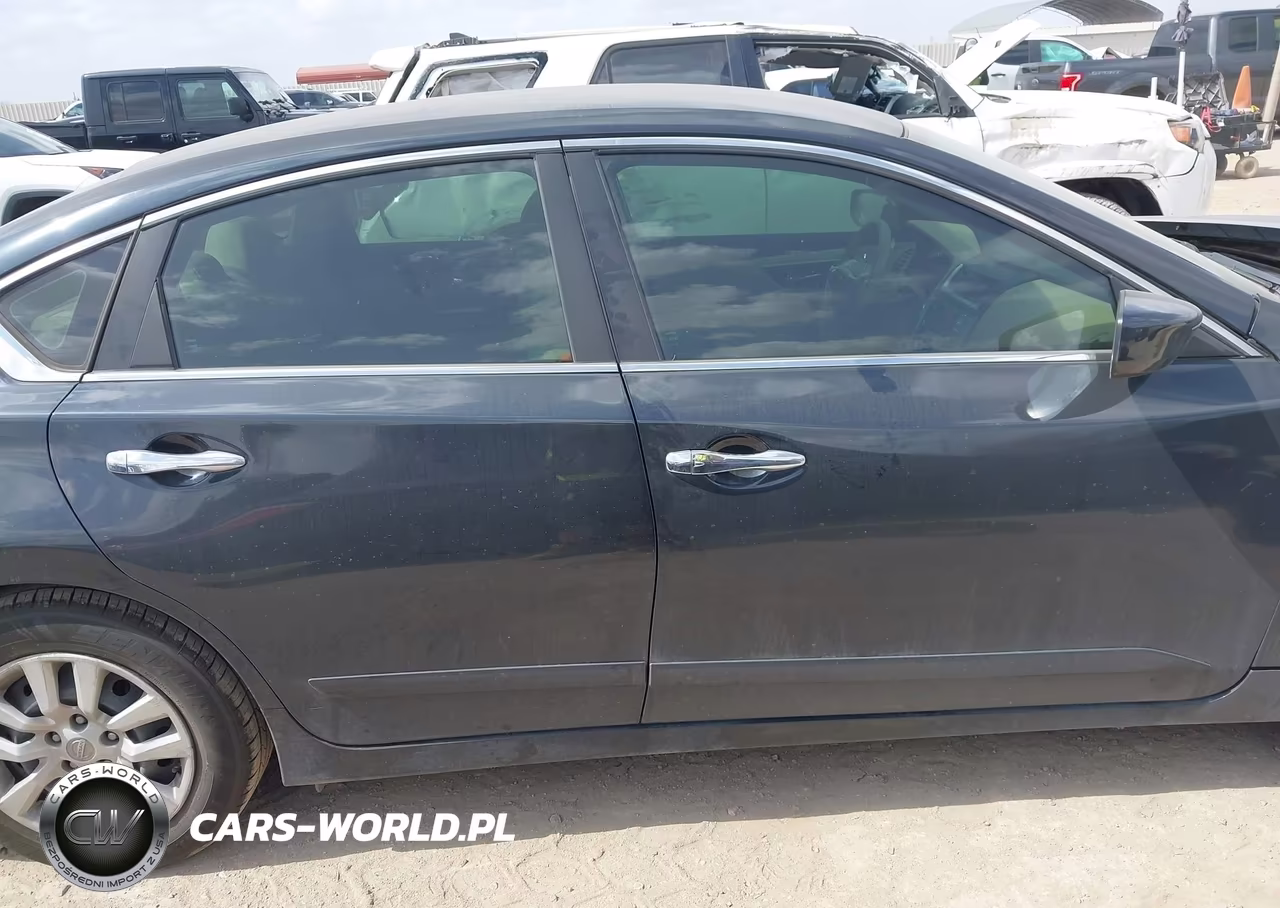 2016 Nissan Altima 2.5 S VIN:1N4AL3AP2GN358258 - 14