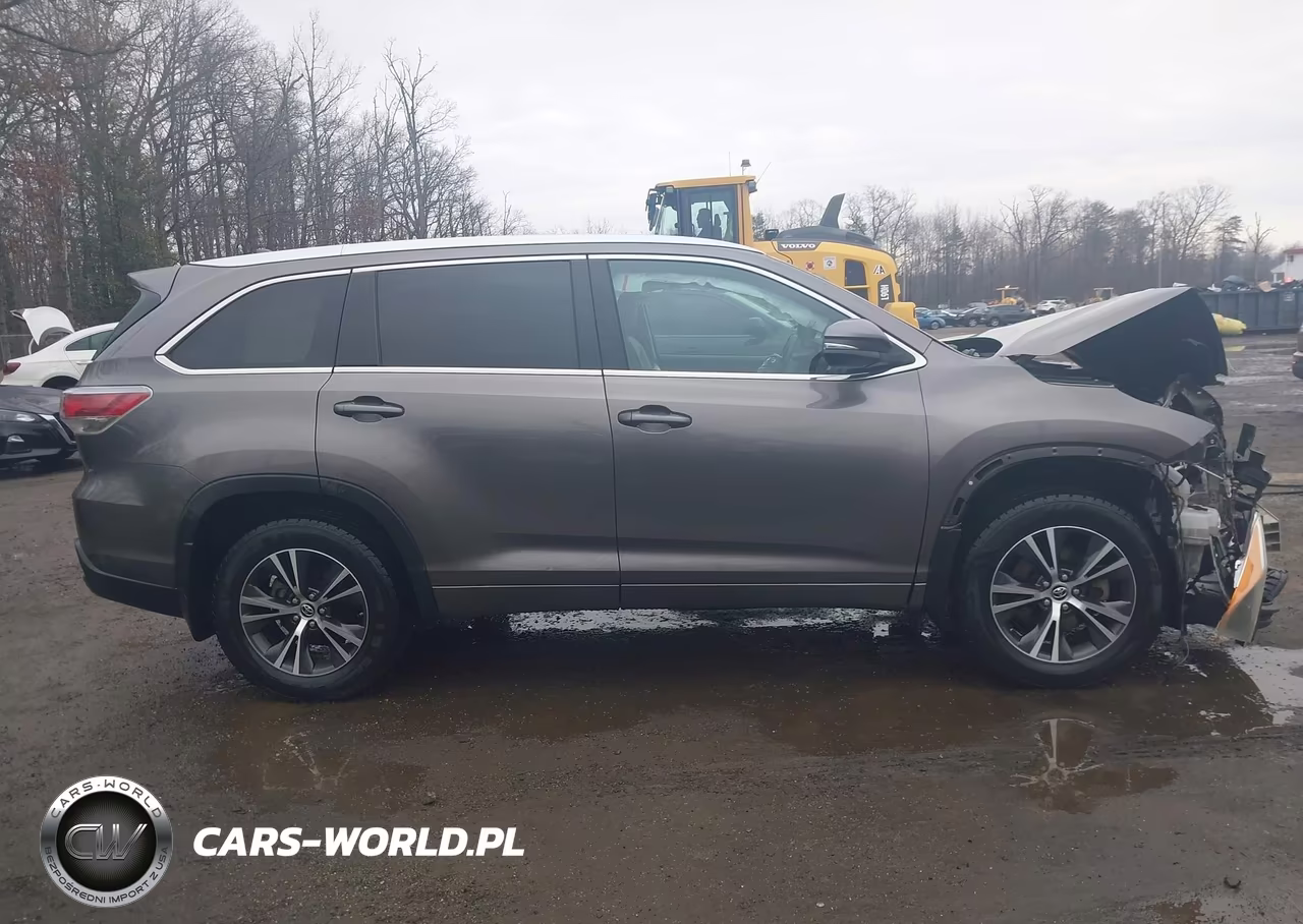2016 Toyota Highlander Xle V6 VIN:5TDJKRFH1GS233991 - 14