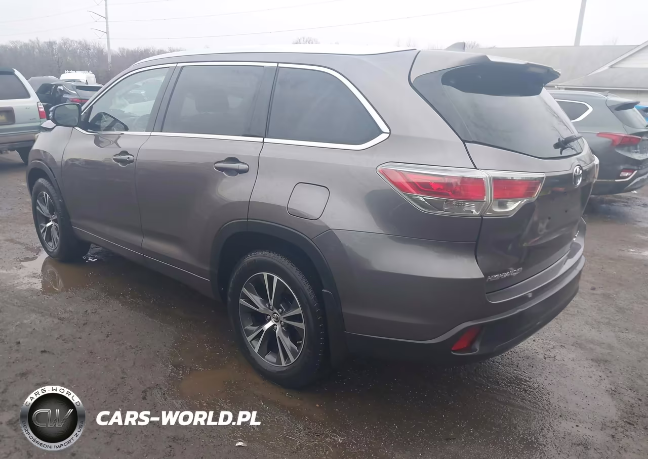 2016 Toyota Highlander Xle V6 VIN:5TDJKRFH1GS233991 - 3