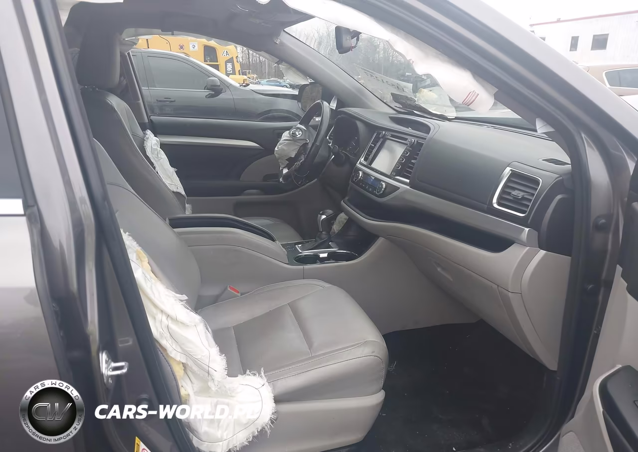 2016 Toyota Highlander Xle V6 VIN:5TDJKRFH1GS233991 - 5