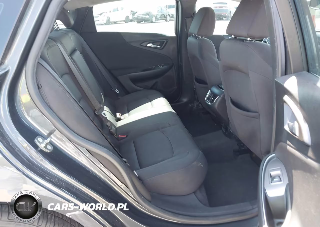 2018 Chevrolet Malibu Lt VIN:1G1ZD5ST6JF112129 - 8